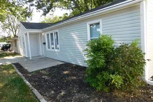 271 Toni St, Bourbonnais, IL 60914 - Photo 8