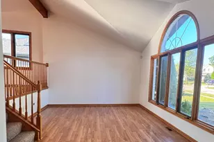 346 Wild Rose Ln, Romeoville, IL 60446 - Photo 2