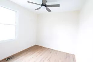 1135 Williamsburg Rd, Country Club Hills, IL 60478 - Photo 14