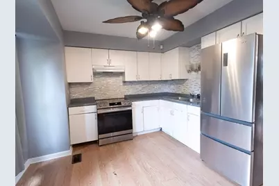 1135 Williamsburg Road, Country Club Hills, IL 60478 - Photo 4