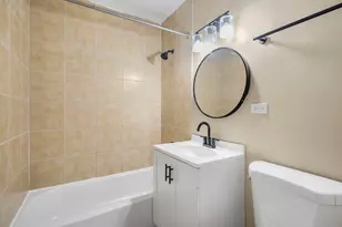 127 Blackhawk Dr, Park Forest, IL 60466 - Photo 8