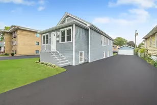 1927 S 17th Ave, Broadview, IL 60155 - Photo 1