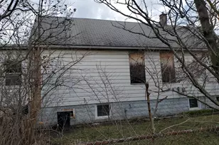 13749 S Wabash Ave, Riverdale, IL 60827 - Photo 4