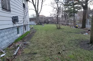 13749 S Wabash Ave, Riverdale, IL 60827 - Photo 6