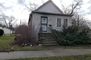 13749 S Wabash Ave, Riverdale, IL 60827 - Photo 2