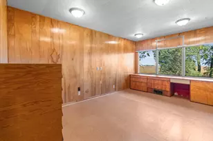 706 N 4th St, Ashton, IL 61006 - Photo 16