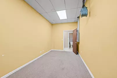 7642 W Touhy Avenue, Chicago, IL 60631 - Photo 28