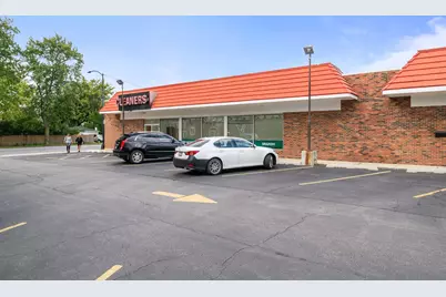 7642 W Touhy Avenue, Chicago, IL 60631 - Photo 2