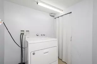 5610 W 85th St, Burbank, IL 60459 - Photo 28