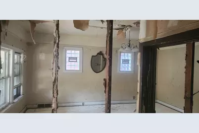 1059 E 80th Street, Chicago, IL 60619 - Photo 12