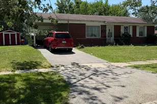 1908 215th Pl, Sauk Village, IL 60411 - Photo 1