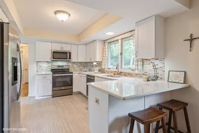 1909 Louise Street, Crystal Lake, IL 60014 - Photo 2