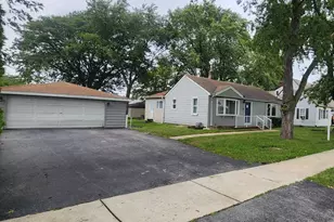 7530 S Oconto Ave, Bridgeview, IL 60455 - Photo 32