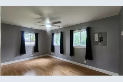 7530 S Oconto Avenue, Bridgeview, IL 60455 - Photo 18