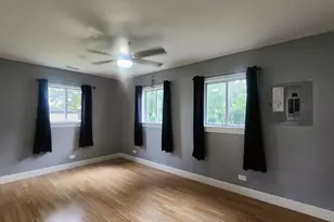 7530 S Oconto Ave, Bridgeview, IL 60455 - Photo 18