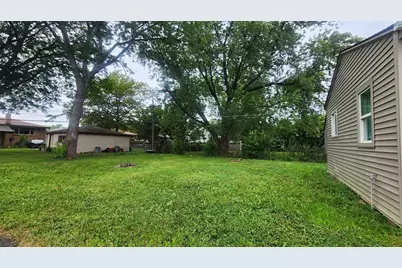 7530 S Oconto Avenue, Bridgeview, IL 60455 - Photo 28