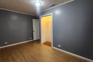 7530 S Oconto Ave, Bridgeview, IL 60455 - Photo 20