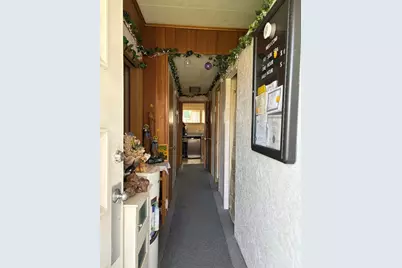 220 E State Street, Sycamore, IL 60178 - Photo 10