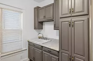 824 E 89th Pl, Chicago, IL 60619 - Photo 32