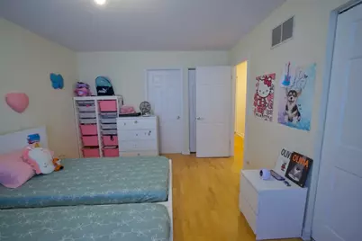 5 Castlegate Court, Vernon Hills, IL 60061 - Photo 20