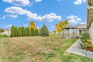 812 E Boone St, Tolono, IL 61880 - Photo 26