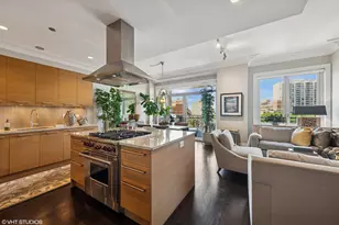 2550 N Lakeview Ave, Chicago, IL 60614 - Photo 14