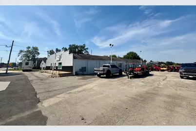 6606 S State Route 1, Saint Anne, IL 60964 - Photo 2