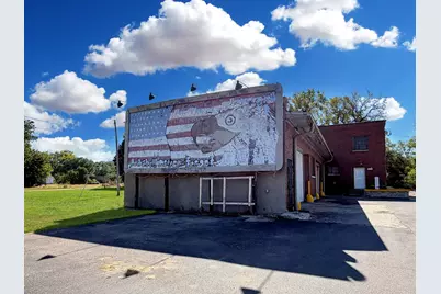 515 E Stephenson Street, Freeport, IL 61032 - Photo 4