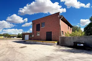 515 E Stephenson St, Freeport, IL 61032 - Photo 1