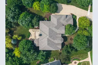 39W663 Henry David Thoreau Place, Saint Charles, IL 60175 - Photo 32