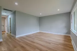 2100 Martin Ln, Rolling Meadows, IL 60008 - Photo 12