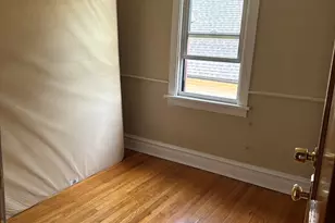 192 Waubansee Rd, Riverside, IL 60546 - Photo 12