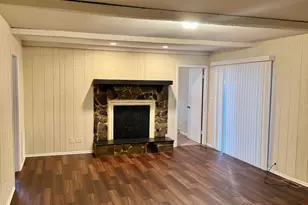 436 N Pleasant Dr, Glenwood, IL 60425 - Photo 12