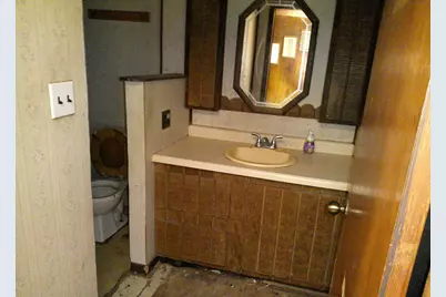 701 S Cain Street, Clifton, IL 61727 - Photo 8