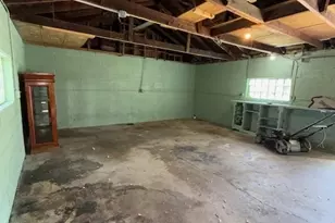 17745 Burnham Ave, Lansing, IL 60438 - Photo 16