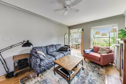 4544 N Sacramento Avenue #2, Chicago, IL 60625 - Photo 12