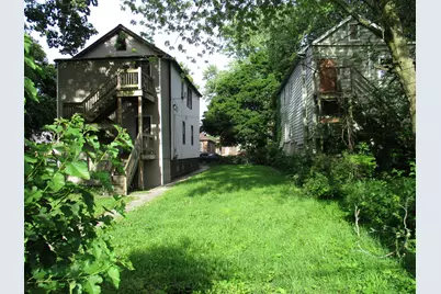 8238 S Manistee Avenue, Chicago, IL 60617 - Photo 2