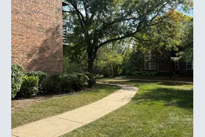 905 Casey Court #1, Schaumburg, IL 60173 - Photo 2
