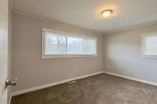 140 Nashua St, Park Forest, IL 60466 - Photo 10