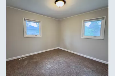 140 Nashua Street, Park Forest, IL 60466 - Photo 14