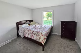 934 Vilman Rd, Plano, IL 60545 - Photo 10