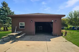 934 Vilman Rd, Plano, IL 60545 - Photo 22