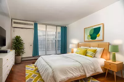300 N State Street #5620, Chicago, IL 60654 - Photo 8