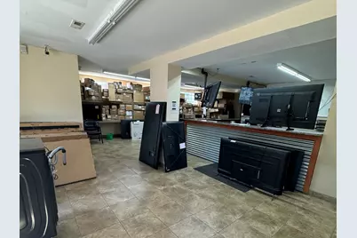 2856 W 63rd Street, Chicago, IL 60629 - Photo 2