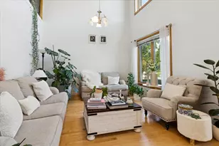 238 Hillcrest Ave, Addison, IL 60101 - Photo 6