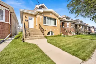 7807 W Cressett Dr W, Elmwood Park, IL 60707 - Photo 2