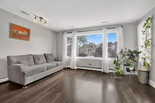 7807 W Cressett Dr W, Elmwood Park, IL 60707 - Photo 6