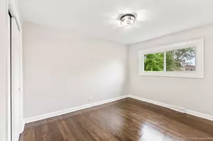 16211 Joyce Cir, South Holland, IL 60473 - Photo 12