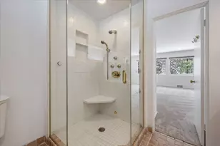 710 Strawberry Hill Dr, Glencoe, IL 60022 - Photo 20