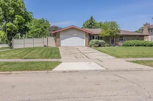 601 Fairlane Dr, Joliet, IL 60435 - Photo 22